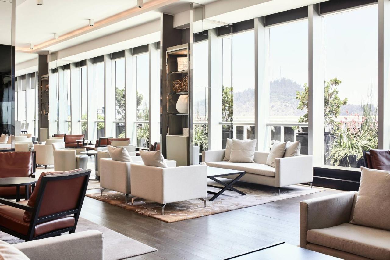 Ac Hotel By Marriott Santiago Cenco Costanera Екстериор снимка