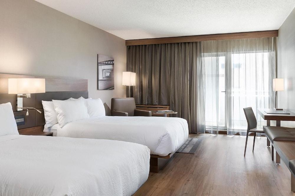 Ac Hotel By Marriott Santiago Cenco Costanera Екстериор снимка