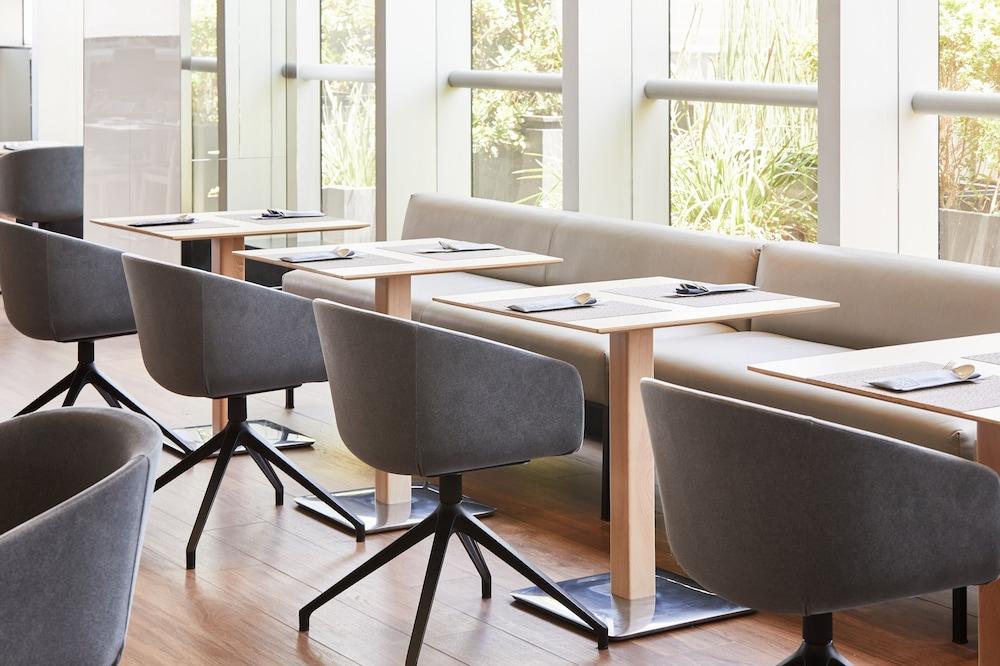Ac Hotel By Marriott Santiago Cenco Costanera Екстериор снимка